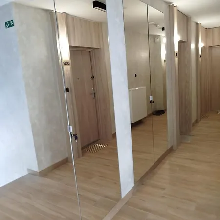 Trimare Blue アパート