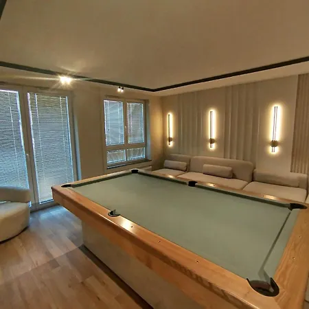 Trimare Blue * シュトゥトボ